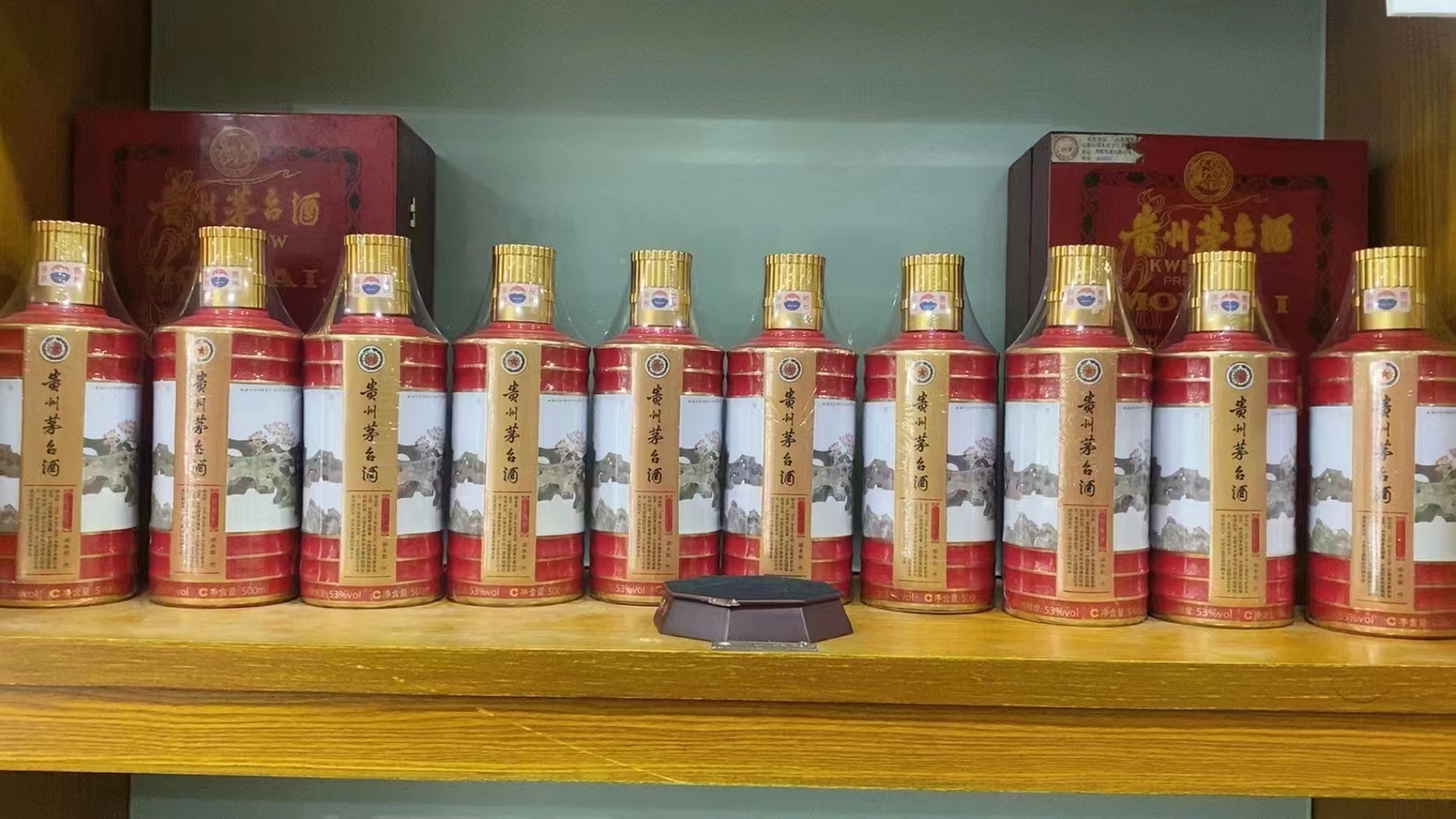 巴音郭楞回收50年茅台礼盒多少钱（最新更新行情）